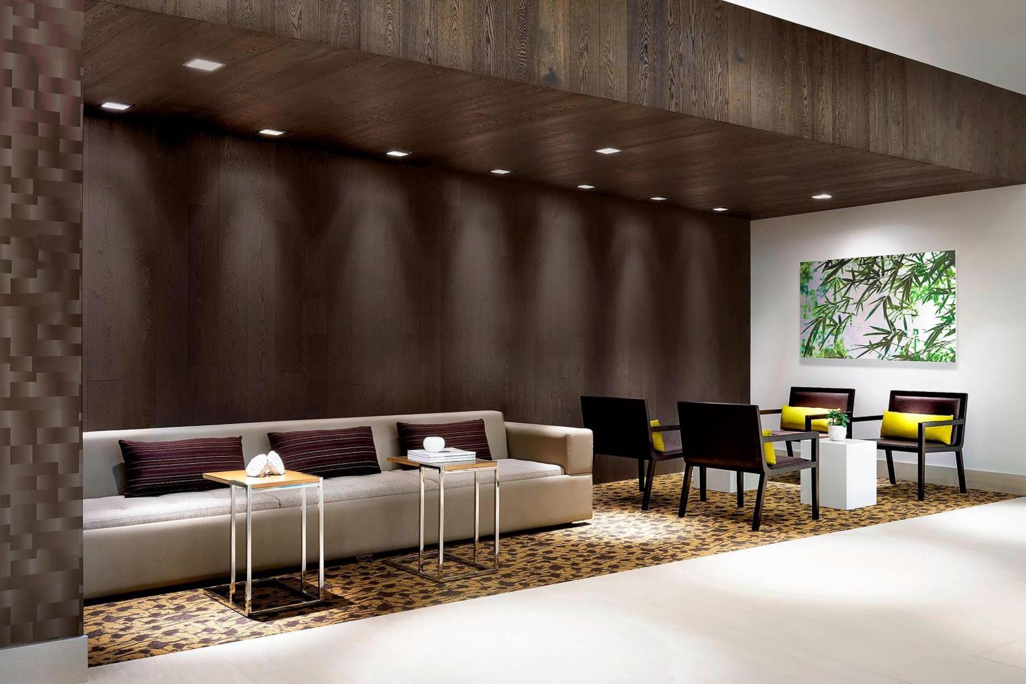 อีเลเมนต์ แวนคูเวอร์ เมโทรทาวน์ Hotel เบิร์นนาบี ภายนอก รูปภาพ